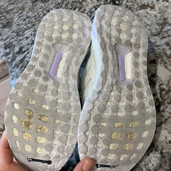 COPY - White adidas ultra boost - Picture 4 of 7